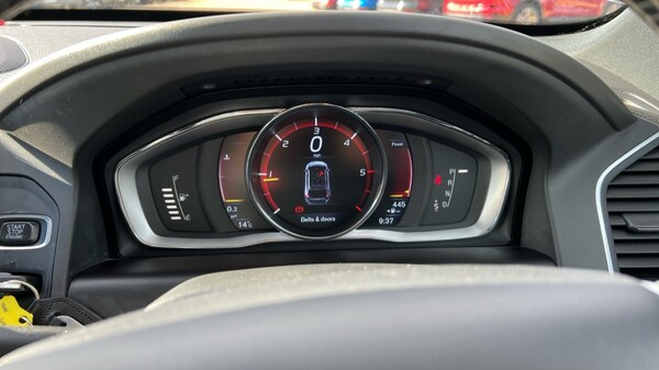 Used Volvo XC60 2016 for sale - 76229165: Photo 11