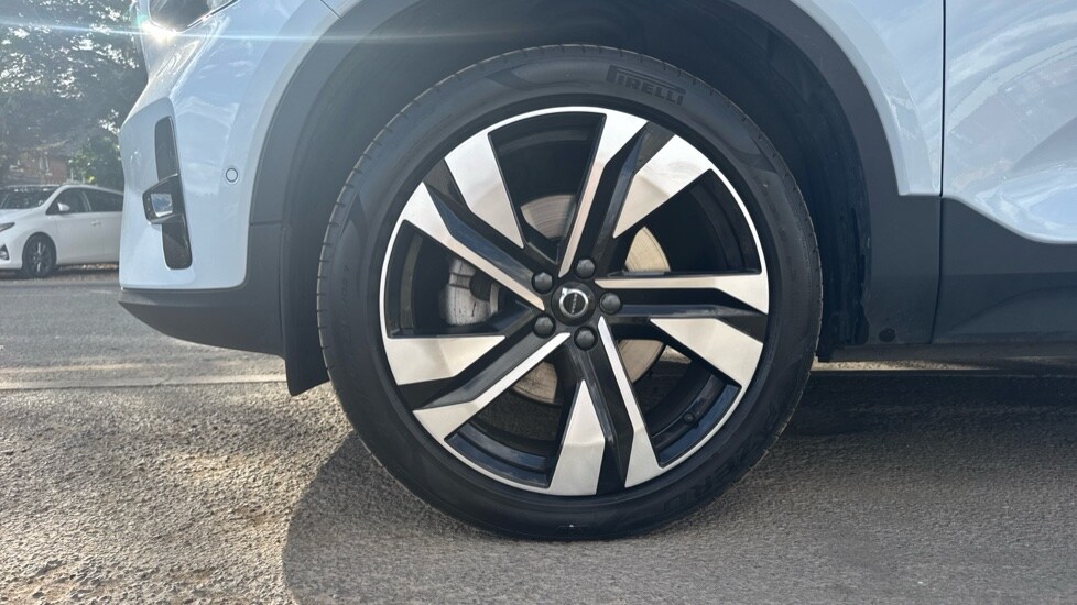 Used Volvo XC40 2025 for sale - 75591062: Photo 25