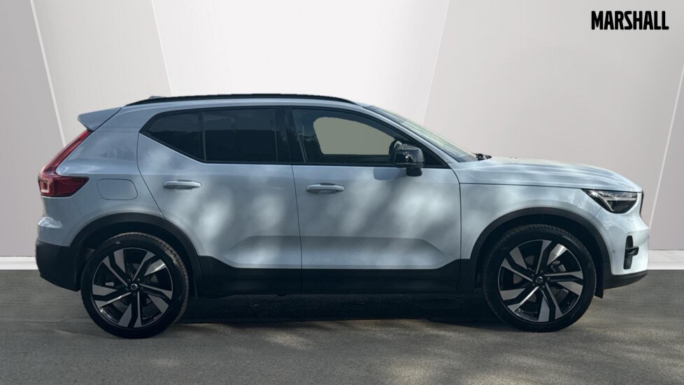 Used Volvo XC40 2025 for sale - 75591062: Photo 3