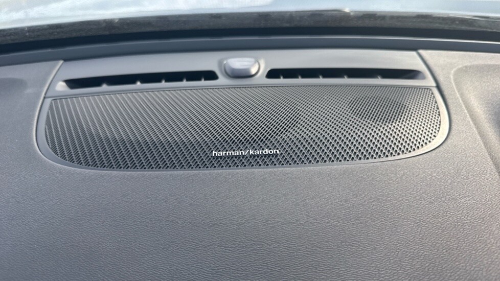 Used Volvo XC40 2025 for sale - 75591062: Photo 47
