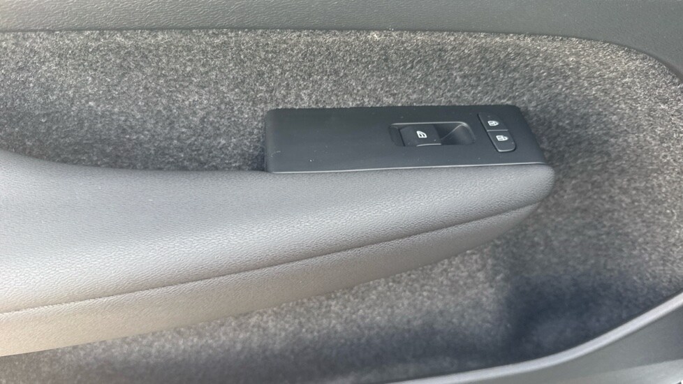 Used Volvo XC40 2025 for sale - 75591062: Photo 53