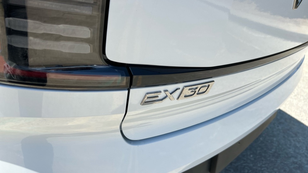 Used Volvo EX30 2025 for sale - 76112262: Photo 41