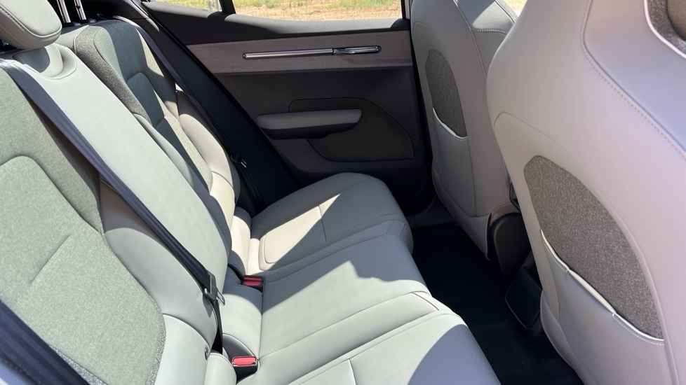 Used Volvo EX30 2025 for sale - 76112262: Photo 44
