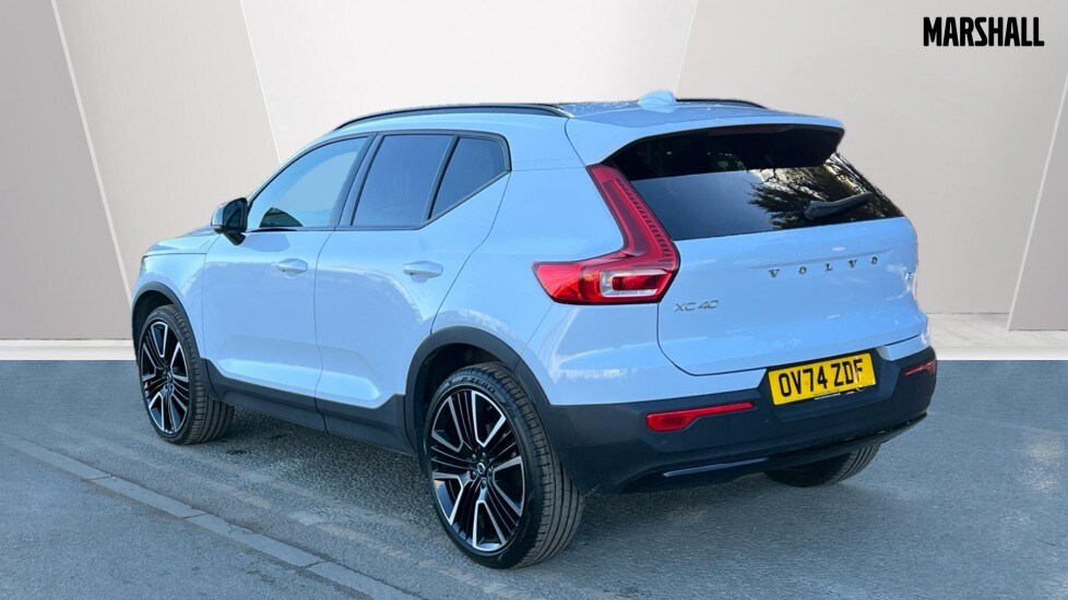 Used Volvo XC40 2024 for sale - 75751306: Photo 2