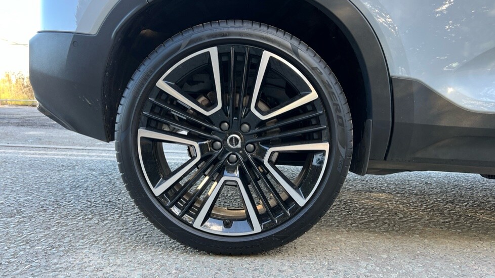 Used Volvo XC40 2024 for sale - 75751306: Photo 24
