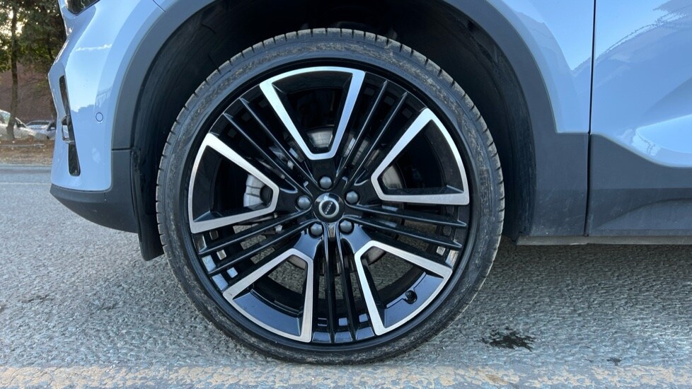 Used Volvo XC40 2024 for sale - 75751306: Photo 25