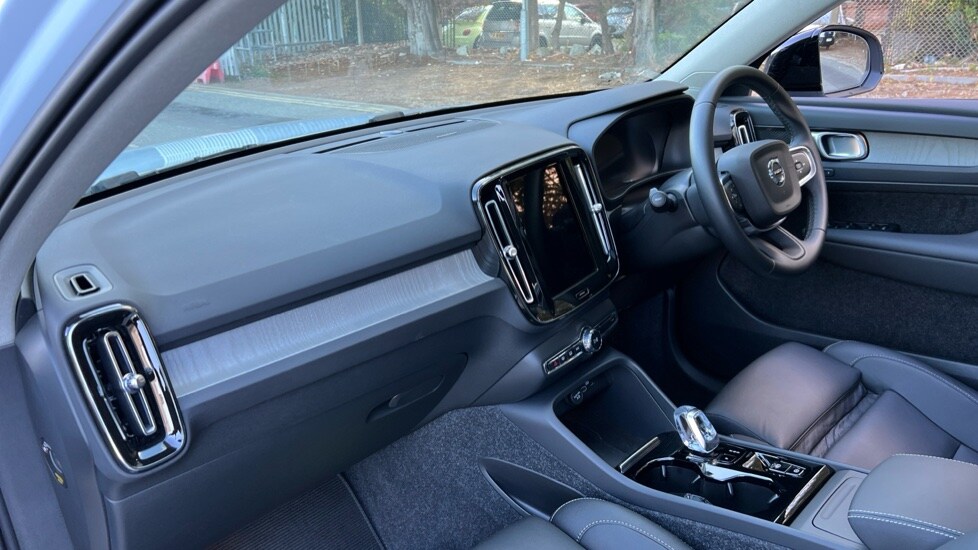 Used Volvo XC40 2024 for sale - 75751306: Photo 4