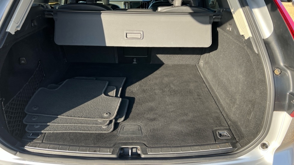 Used Volvo XC60 2020 for sale - 76014923: Photo 17