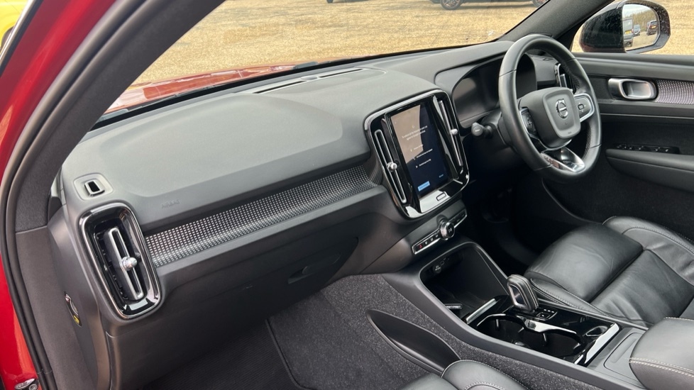 Used Volvo XC40 2021 for sale - 76668194: Photo 4
