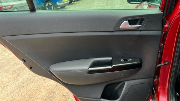 Used Kia Sportage 2019 for sale - 76044500: Photo 35