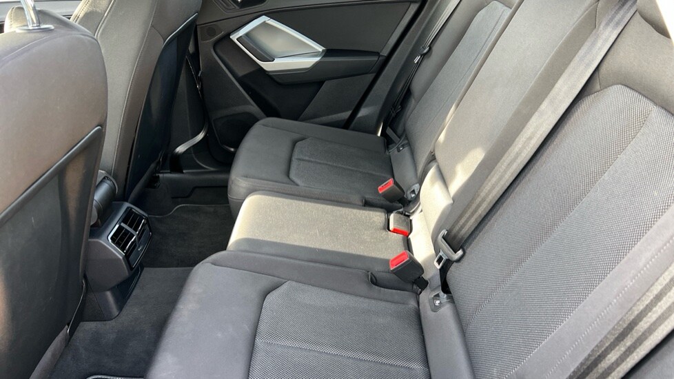 Used Audi Q3 2019 for sale - 76851220: Photo 14