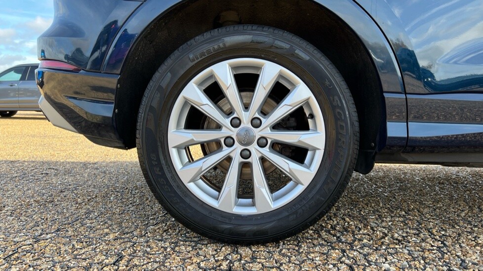 Used Audi Q3 2019 for sale - 76851220: Photo 19