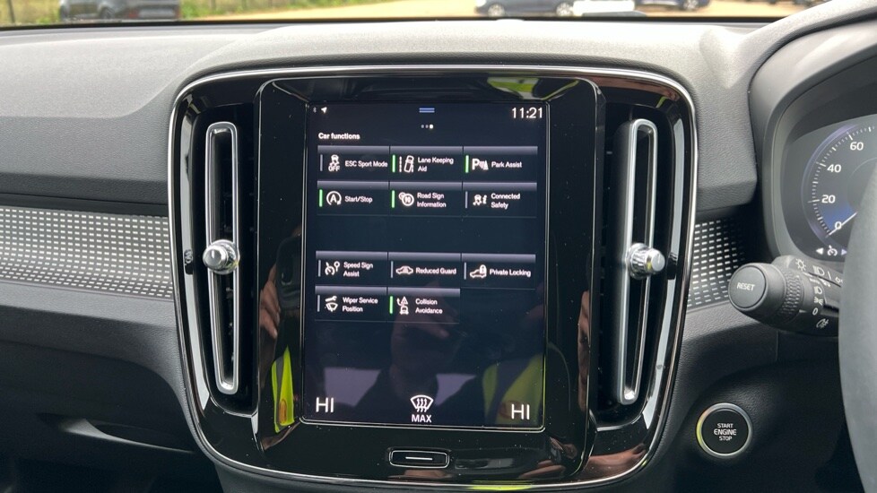 Used Volvo XC40 2021 for sale - 77021877: Photo 40