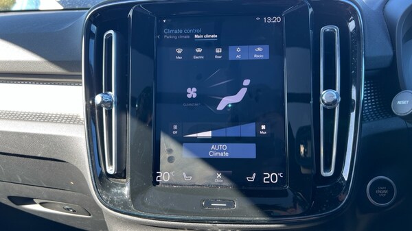Used Volvo XC40 2020 for sale - 76074442: Photo 48