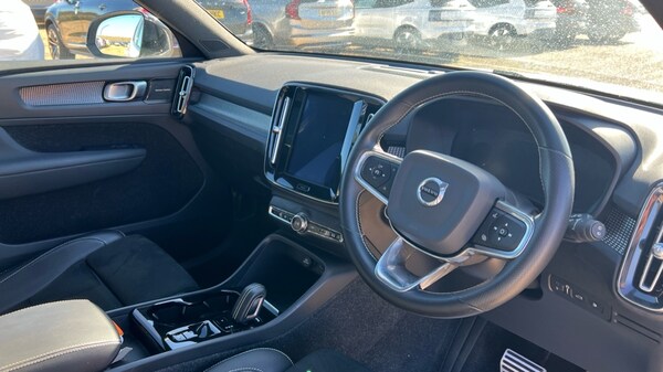 Used Volvo XC40 2020 for sale - 76074442: Photo 5