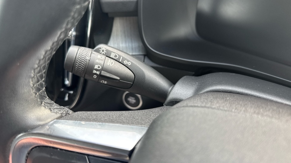 Used Volvo XC40 2021 for sale - 76999338: Photo 29