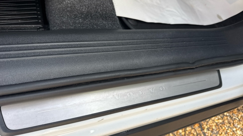 Used Volvo XC40 2021 for sale - 76999338: Photo 43