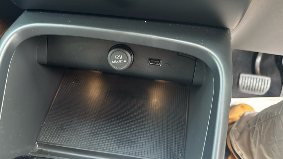 Used Volvo XC40 2021 for sale - 76999338: Photo 48