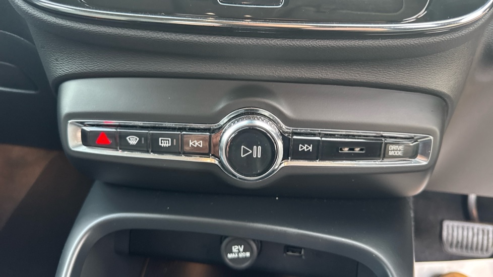 Used Volvo XC40 2021 for sale - 76999338: Photo 49