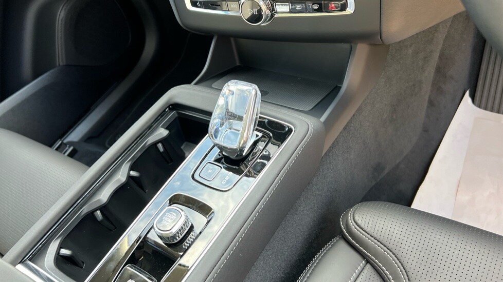 Used Volvo XC90 2025 for sale - 76731437: Photo 14