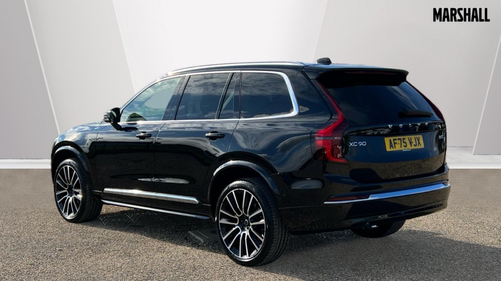 Used Volvo XC90 2025 for sale - 76731437: Photo 2