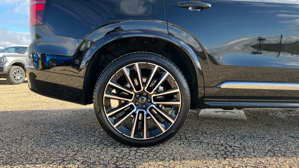 Used Volvo XC90 2025 for sale - 76731437: Photo 24