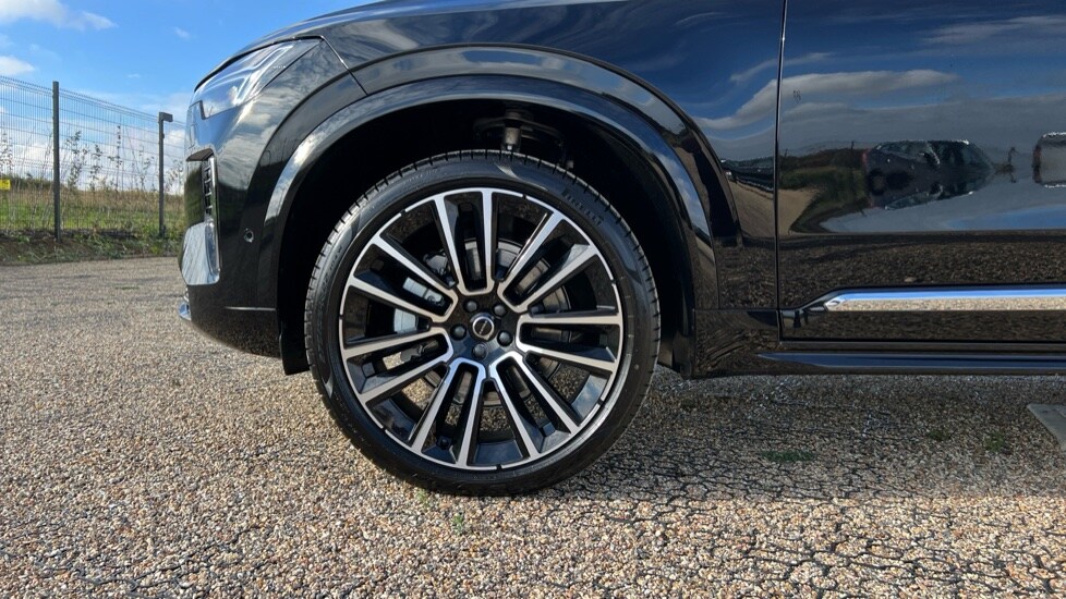 Used Volvo XC90 2025 for sale - 76731437: Photo 25