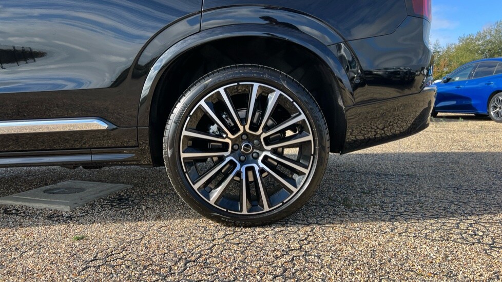 Used Volvo XC90 2025 for sale - 76731437: Photo 26