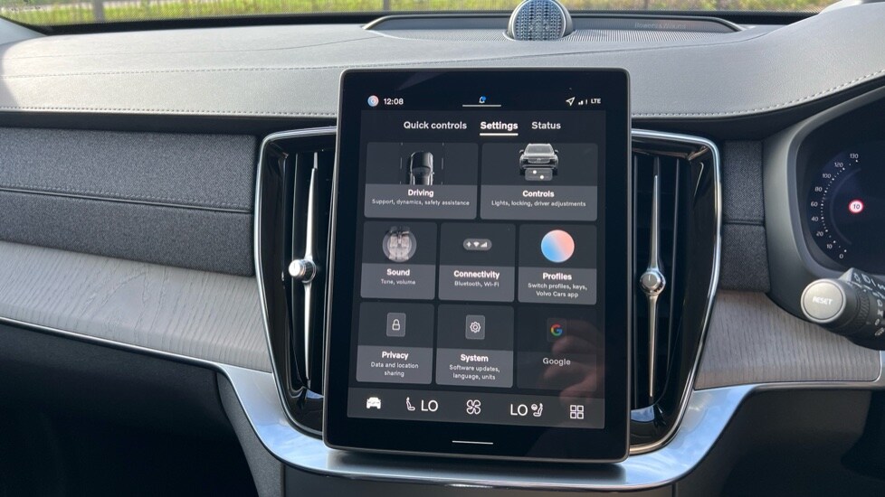 Used Volvo XC90 2025 for sale - 76731437: Photo 40