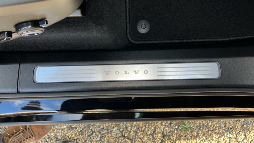 Used Volvo XC90 2025 for sale - 76731437: Photo 43