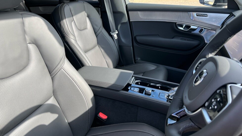 Used Volvo XC90 2025 for sale - 76731437: Photo 9