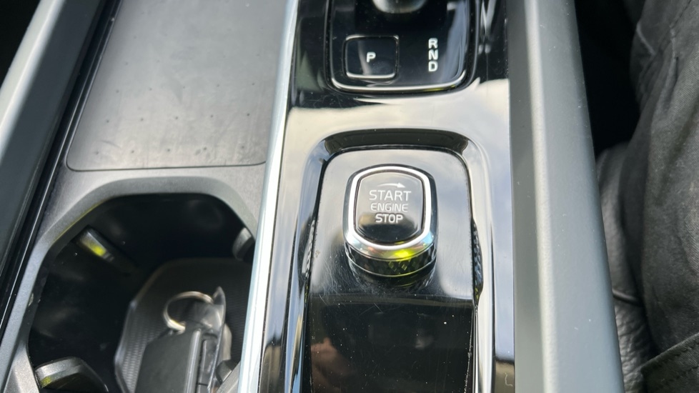 Used Volvo XC60 2023 for sale - 76552394: Photo 28