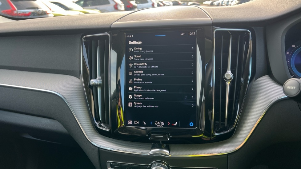 Used Volvo XC60 2023 for sale - 76552394: Photo 49