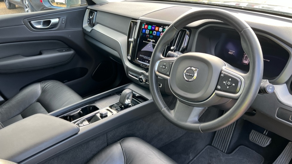 Used Volvo XC60 2023 for sale - 76552394: Photo 5