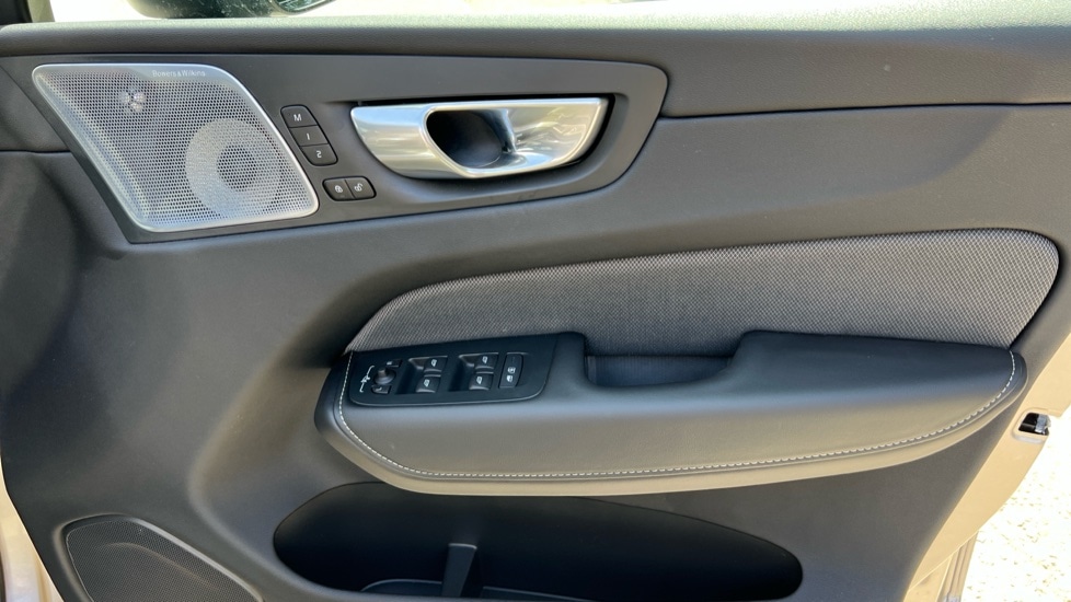 Used Volvo XC60 2024 for sale - 76696494: Photo 15