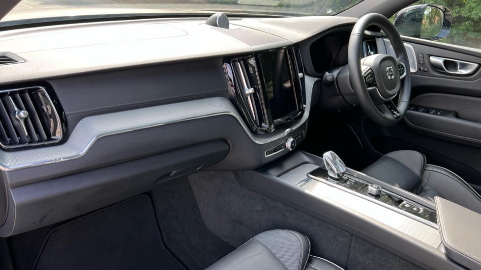 Used Volvo XC60 2024 for sale - 76696494: Photo 4
