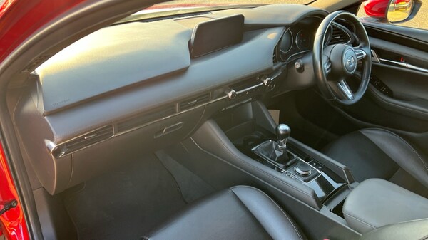 Used Mazda Mazda3 2020 for sale - 76233967: Photo 4