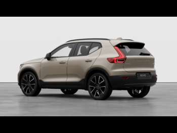 Used Volvo XC40  for sale - 74607806: Photo