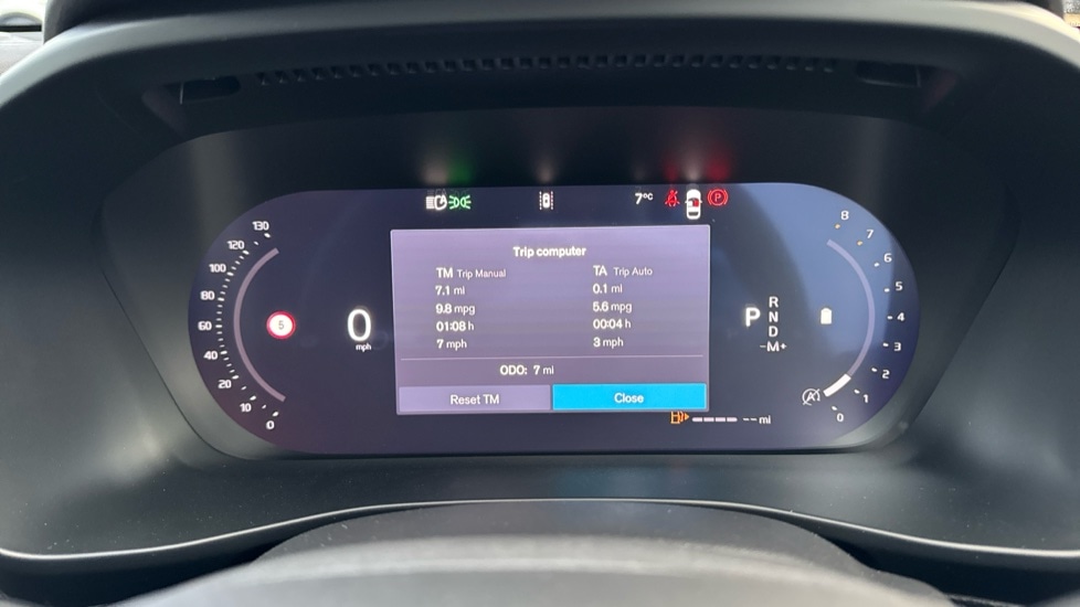 Used Volvo XC40 2025 for sale - 76874295: Photo 11