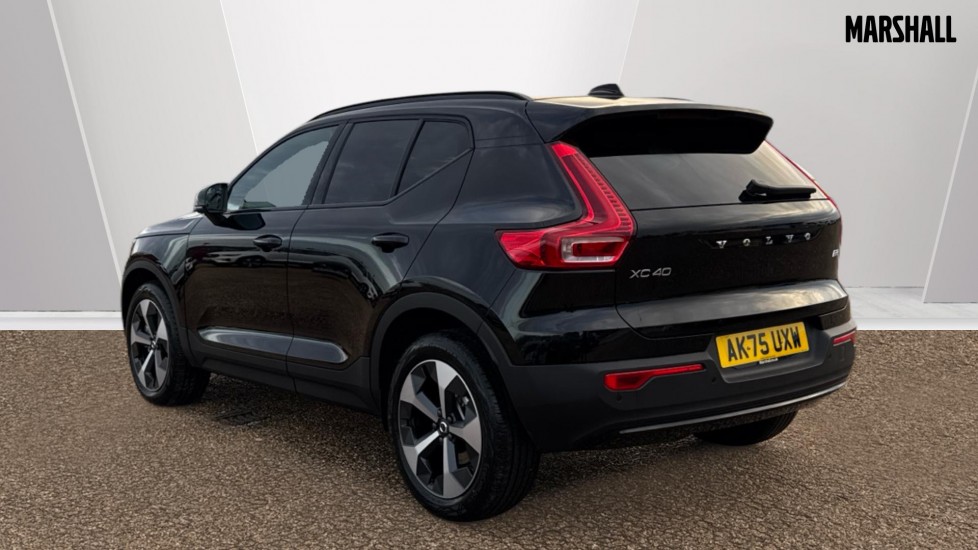 Used Volvo XC40 2025 for sale - 76874295: Photo 2