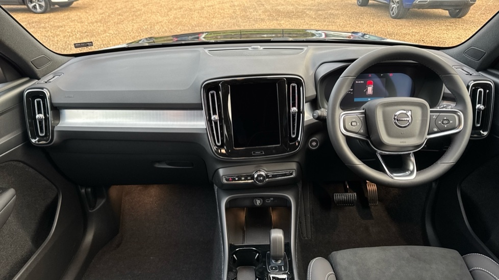 Used Volvo XC40 2025 for sale - 76874295: Photo 21