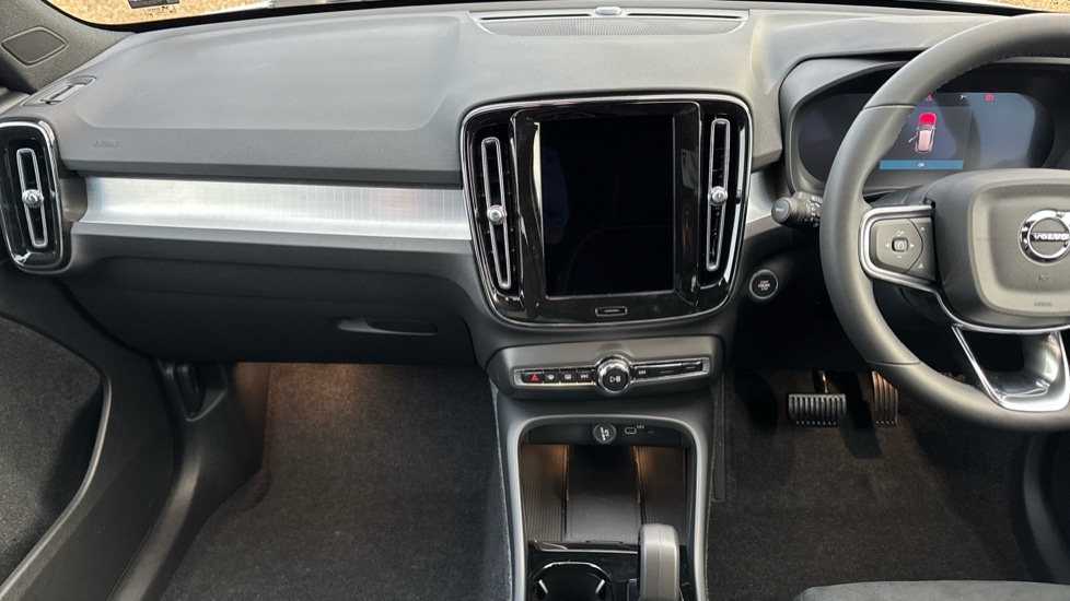 Used Volvo XC40 2025 for sale - 76874295: Photo 22