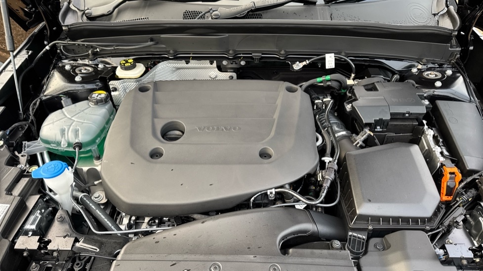 Used Volvo XC40 2025 for sale - 76874295: Photo 23