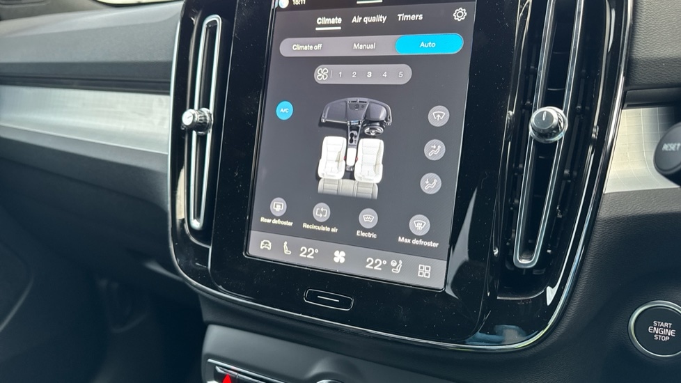 Used Volvo XC40 2025 for sale - 76874295: Photo 40