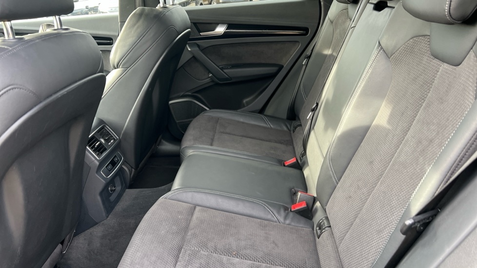 Used Audi Q5 2019 for sale - 76350828: Photo 14