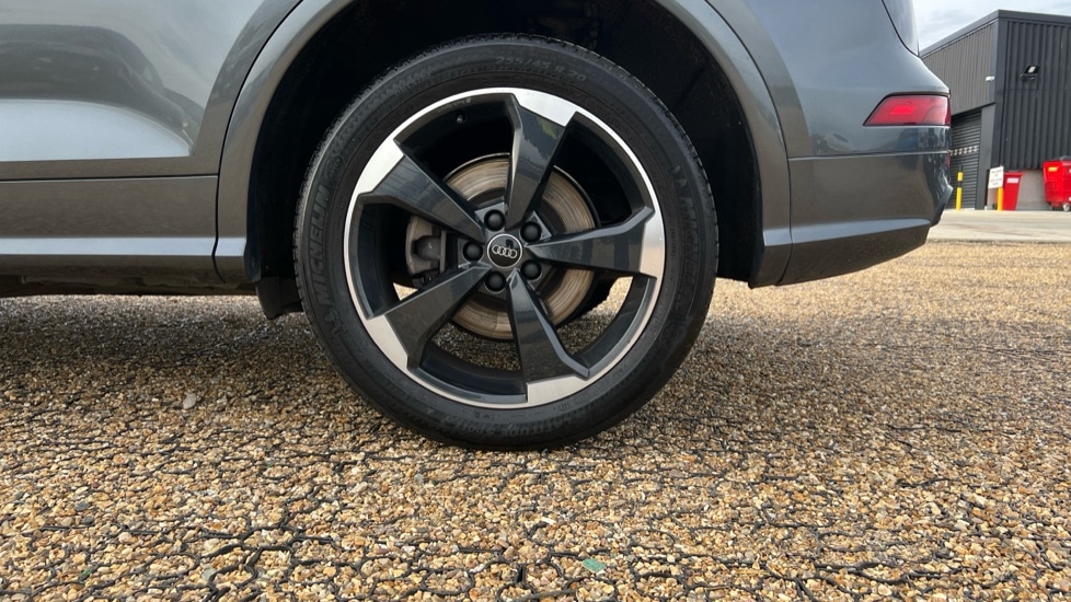 Used Audi Q5 2019 for sale - 76350828: Photo 18