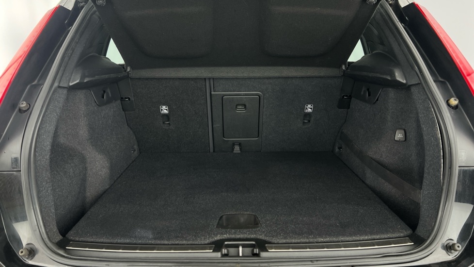 Used Volvo XC40 2020 for sale - 76384529: Photo 5