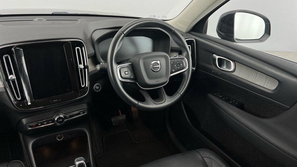 Used Volvo XC40 2020 for sale - 76384529: Photo 8