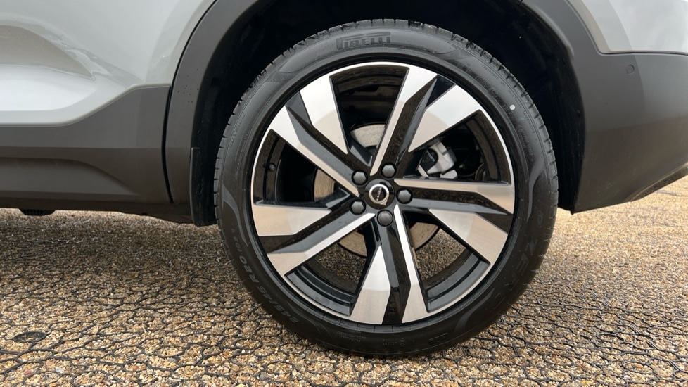 Used Volvo XC40 2025 for sale - 76361744: Photo 26
