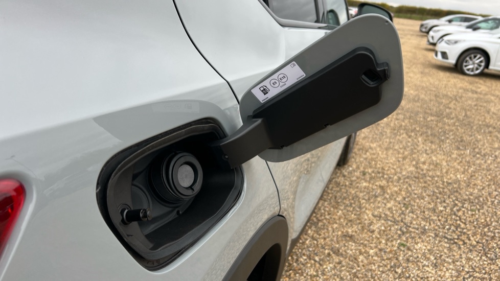 Used Volvo XC40 2025 for sale - 76361744: Photo 42